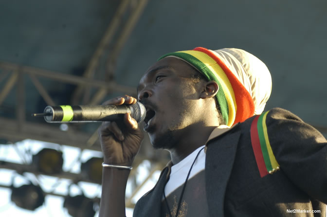 Anthony B @  Rebel Salute - Saturday, January 15 2005 - Venue:Port Kaiser Sports Club, St. Elizabeth - Negril Travel Guide, Negril Jamaica WI - http://www.negriltravelguide.com - info@negriltravelguide.com...!