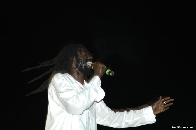 Buju Banton @  Rebel Salute - Saturday, January 15 2005 - Venue:Port Kaiser Sports Club, St. Elizabeth - Negril Travel Guide, Negril Jamaica WI - http://www.negriltravelguide.com - info@negriltravelguide.com...!