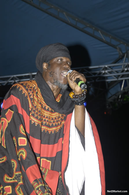 Mutabaruka @  Rebel Salute - Saturday, January 15 2005 - Venue:Port Kaiser Sports Club, St. Elizabeth - Negril Travel Guide, Negril Jamaica WI - http://www.negriltravelguide.com - info@negriltravelguide.com...!