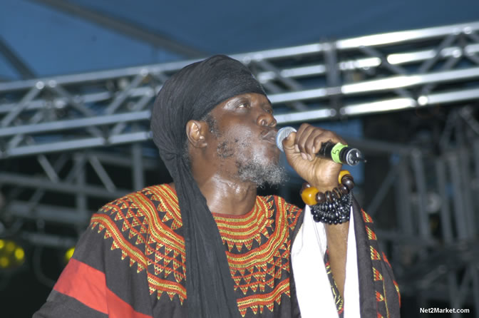 Mutabaruka @  Rebel Salute - Saturday, January 15 2005 - Venue:Port Kaiser Sports Club, St. Elizabeth - Negril Travel Guide, Negril Jamaica WI - http://www.negriltravelguide.com - info@negriltravelguide.com...!