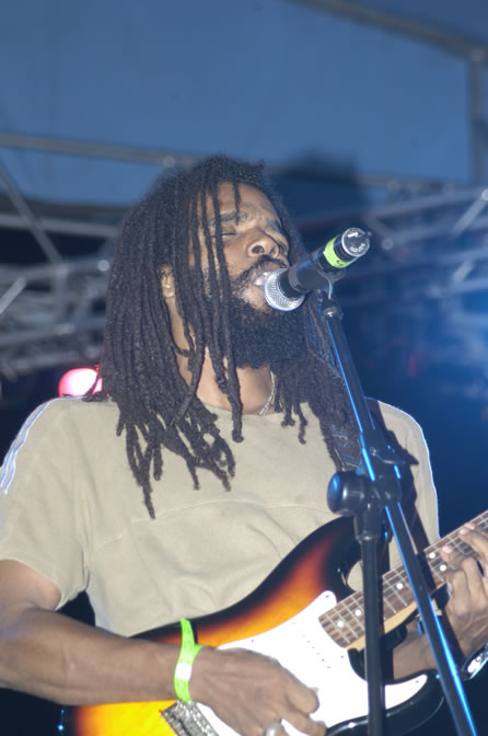 Performers/Artist in (?????) @  Rebel Salute 2005 - Saturday, January 15 2005 - Venue:Port Kaiser Sports Club, St. Elizabeth - Negril Travel Guide, Negril Jamaica WI - http://www.negriltravelguide.com - info@negriltravelguide.com...!