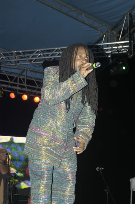 Performers/Artist in (?????) @  Rebel Salute 2005 - Saturday, January 15 2005 - Venue:Port Kaiser Sports Club, St. Elizabeth - Negril Travel Guide, Negril Jamaica WI - http://www.negriltravelguide.com - info@negriltravelguide.com...!