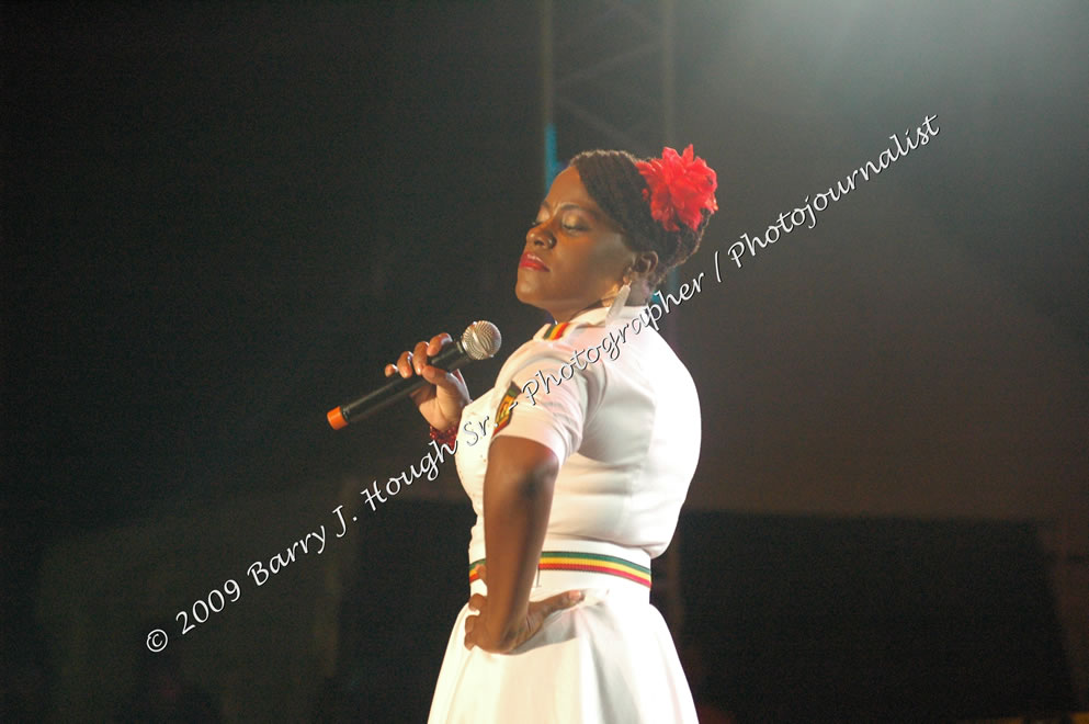 Etana @ Reggae Sumfest 2009 - International Night 2 - Reggae Sumfest 2009,Catherine Hall, Montego Bay, St. James, Jamaica W.I. - Saturaday, July 25, 2009 - Reggae Sumfest 2009, July 19 - 25, 2009 - Photographs by Net2Market.com - Barry J. Hough Sr. Photojournalist/Photograper - Photographs taken with a Nikon D70, D100, or D300 - Negril Travel Guide, Negril Jamaica WI - http://www.negriltravelguide.com - info@negriltravelguide.com...!