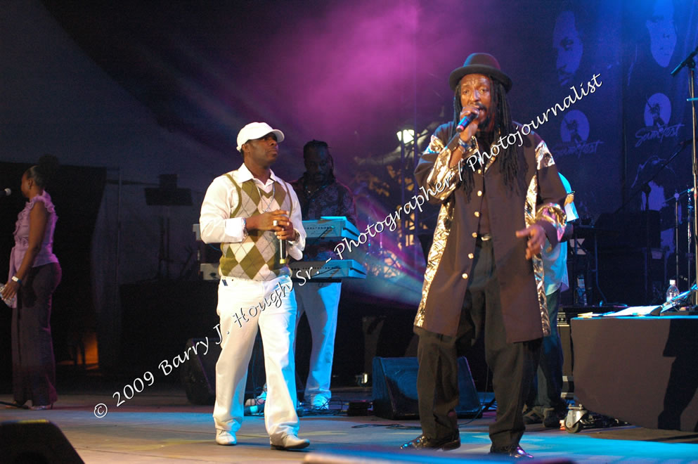 Mackie Conscious  @ Reggae Sumfest 2009 - International Night 2 - Reggae Sumfest 2009,Catherine Hall, Montego Bay, St. James, Jamaica W.I. - Saturaday, July 25, 2009 - Reggae Sumfest 2009, July 19 - 25, 2009 - Photographs by Net2Market.com - Barry J. Hough Sr. Photojournalist/Photograper - Photographs taken with a Nikon D70, D100, or D300 - Negril Travel Guide, Negril Jamaica WI - http://www.negriltravelguide.com - info@negriltravelguide.com...!