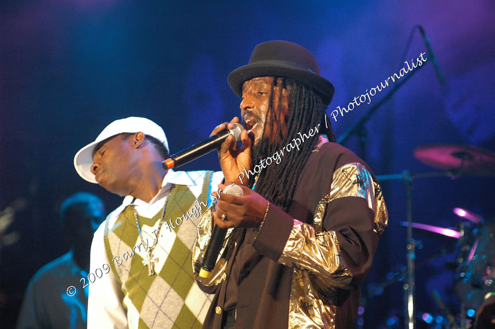 Mackie Conscious  @ Reggae Sumfest 2009 - International Night 2 - Reggae Sumfest 2009,Catherine Hall, Montego Bay, St. James, Jamaica W.I. - Saturaday, July 25, 2009 - Reggae Sumfest 2009, July 19 - 25, 2009 - Photographs by Net2Market.com - Barry J. Hough Sr. Photojournalist/Photograper - Photographs taken with a Nikon D70, D100, or D300 - Negril Travel Guide, Negril Jamaica WI - http://www.negriltravelguide.com - info@negriltravelguide.com...!