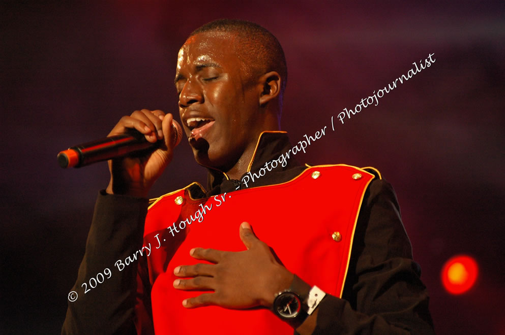 Romain Virgo  @ Reggae Sumfest 2009 - International Night 2 - Reggae Sumfest 2009,Catherine Hall, Montego Bay, St. James, Jamaica W.I. - Saturaday, July 25, 2009 - Reggae Sumfest 2009, July 19 - 25, 2009 - Photographs by Net2Market.com - Barry J. Hough Sr. Photojournalist/Photograper - Photographs taken with a Nikon D70, D100, or D300 - Negril Travel Guide, Negril Jamaica WI - http://www.negriltravelguide.com - info@negriltravelguide.com...!