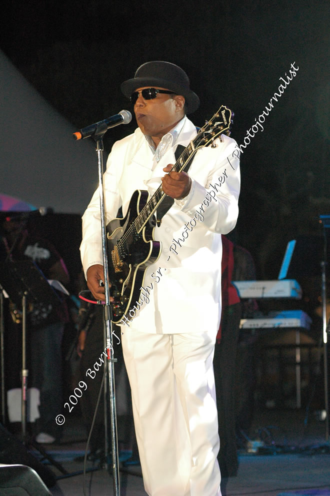 Tito Jackson @ Reggae Sumfest 2009 - International Night 2 - Tito Jackson, brother of the late King of Pop Michael Jackson performed live at Reggae Sumfest 2009. Reggae Sumfest 2009,Catherine Hall, Montego Bay, St. James, Jamaica W.I. - Saturaday, July 25, 2009 - Reggae Sumfest 2009, July 19 - 25, 2009 - Photographs by Net2Market.com - Barry J. Hough Sr. Photojournalist/Photograper - Photographs taken with a Nikon D70, D100, or D300 - Negril Travel Guide, Negril Jamaica WI - http://www.negriltravelguide.com - info@negriltravelguide.com...!