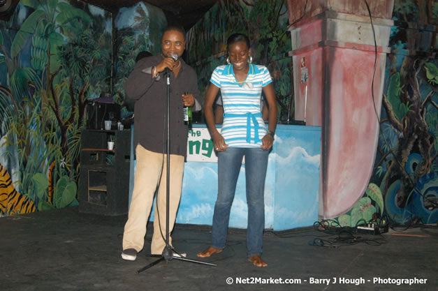 Munga & Wayne Marshall - Live in Concert @ The Jungle, Presented by The Jungle, Kraft-E, and Heineken - Friday, April 27, 2007 - The Jungle, Norman Manley Boulevard, Negril, Westmoreland, Jamaica W.I. - Negril Travel Guide, Negril Jamaica WI - http://www.negriltravelguide.com - info@negriltravelguide.com...!