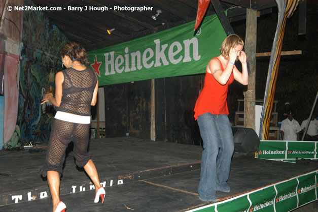 Munga & Wayne Marshall - Live in Concert @ The Jungle, Presented by The Jungle, Kraft-E, and Heineken - Friday, April 27, 2007 - The Jungle, Norman Manley Boulevard, Negril, Westmoreland, Jamaica W.I. - Negril Travel Guide, Negril Jamaica WI - http://www.negriltravelguide.com - info@negriltravelguide.com...!