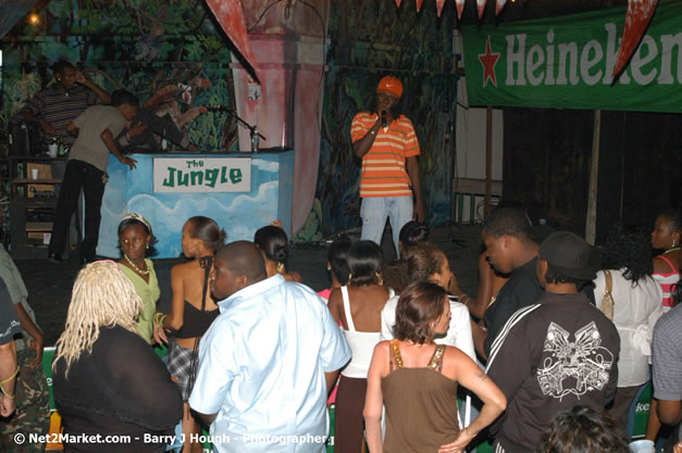 Munga & Wayne Marshall - Live in Concert @ The Jungle, Presented by The Jungle, Kraft-E, and Heineken - Friday, April 27, 2007 - The Jungle, Norman Manley Boulevard, Negril, Westmoreland, Jamaica W.I. - Negril Travel Guide, Negril Jamaica WI - http://www.negriltravelguide.com - info@negriltravelguide.com...!