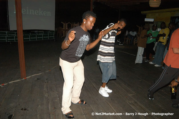 Munga & Wayne Marshall - Live in Concert @ The Jungle, Presented by The Jungle, Kraft-E, and Heineken - Friday, April 27, 2007 - The Jungle, Norman Manley Boulevard, Negril, Westmoreland, Jamaica W.I. - Negril Travel Guide, Negril Jamaica WI - http://www.negriltravelguide.com - info@negriltravelguide.com...!