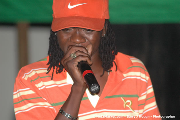 Munga & Wayne Marshall - Live in Concert @ The Jungle, Presented by The Jungle, Kraft-E, and Heineken - Friday, April 27, 2007 - The Jungle, Norman Manley Boulevard, Negril, Westmoreland, Jamaica W.I. - Negril Travel Guide, Negril Jamaica WI - http://www.negriltravelguide.com - info@negriltravelguide.com...!
