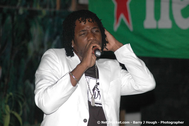 Munga & Wayne Marshall - Live in Concert @ The Jungle, Presented by The Jungle, Kraft-E, and Heineken - Friday, April 27, 2007 - The Jungle, Norman Manley Boulevard, Negril, Westmoreland, Jamaica W.I. - Negril Travel Guide, Negril Jamaica WI - http://www.negriltravelguide.com - info@negriltravelguide.com...!