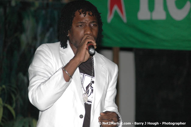 Munga & Wayne Marshall - Live in Concert @ The Jungle, Presented by The Jungle, Kraft-E, and Heineken - Friday, April 27, 2007 - The Jungle, Norman Manley Boulevard, Negril, Westmoreland, Jamaica W.I. - Negril Travel Guide, Negril Jamaica WI - http://www.negriltravelguide.com - info@negriltravelguide.com...!