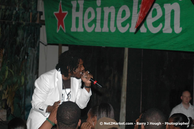 Munga & Wayne Marshall - Live in Concert @ The Jungle, Presented by The Jungle, Kraft-E, and Heineken - Friday, April 27, 2007 - The Jungle, Norman Manley Boulevard, Negril, Westmoreland, Jamaica W.I. - Negril Travel Guide, Negril Jamaica WI - http://www.negriltravelguide.com - info@negriltravelguide.com...!