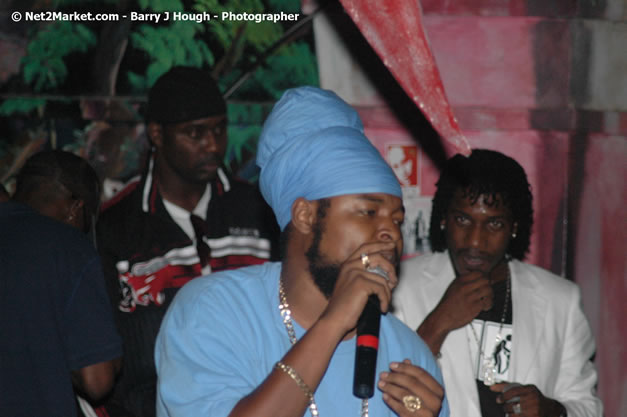 Munga & Wayne Marshall - Live in Concert @ The Jungle, Presented by The Jungle, Kraft-E, and Heineken - Friday, April 27, 2007 - The Jungle, Norman Manley Boulevard, Negril, Westmoreland, Jamaica W.I. - Negril Travel Guide, Negril Jamaica WI - http://www.negriltravelguide.com - info@negriltravelguide.com...!