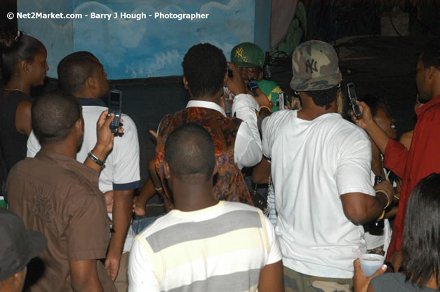 Munga & Wayne Marshall - Live in Concert @ The Jungle, Presented by The Jungle, Kraft-E, and Heineken - Friday, April 27, 2007 - The Jungle, Norman Manley Boulevard, Negril, Westmoreland, Jamaica W.I. - Negril Travel Guide, Negril Jamaica WI - http://www.negriltravelguide.com - info@negriltravelguide.com...!