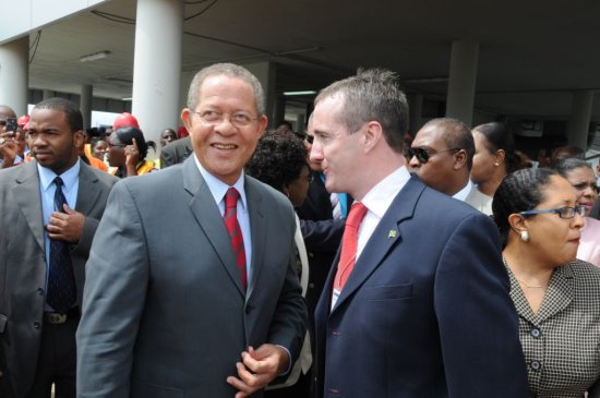Digicel Jamaica CEO, Mark Linehan, and Jamaican Prime Minister, Bruce Golding - Negril Travel Guide - Negril, Jamaica WI - NegrilTravelGuide.com - http://www.negriltravelguide.com - info@negriltravelguide.com