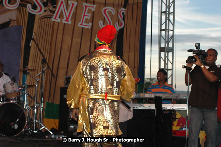 Capleton - Western Consciousness in Paradise "The Celebration Of Good Over Evil" @ Paradise Park, Paradise, Savanna-La-Mar - Saturday, April 25, 2009 - Photographs by Net2Market.com - Barry J. Hough Sr. Photojournalist/Photograper - Photographs taken with a Nikon D300 - Negril Travel Guide, Negril Jamaica WI - http://www.negriltravelguide.com - info@negriltravelguide.com...!