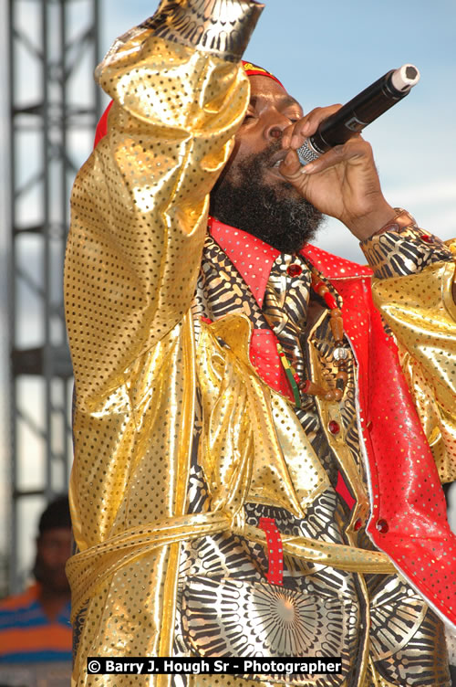 Capleton - Western Consciousness in Paradise "The Celebration Of Good Over Evil" @ Paradise Park, Paradise, Savanna-La-Mar - Saturday, April 25, 2009 - Photographs by Net2Market.com - Barry J. Hough Sr. Photojournalist/Photograper - Photographs taken with a Nikon D300 - Negril Travel Guide, Negril Jamaica WI - http://www.negriltravelguide.com - info@negriltravelguide.com...!