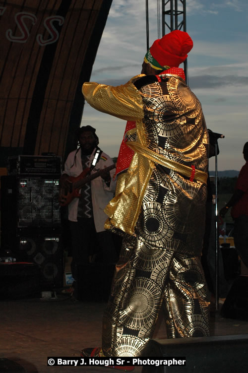 Capleton - Western Consciousness in Paradise "The Celebration Of Good Over Evil" @ Paradise Park, Paradise, Savanna-La-Mar - Saturday, April 25, 2009 - Photographs by Net2Market.com - Barry J. Hough Sr. Photojournalist/Photograper - Photographs taken with a Nikon D300 - Negril Travel Guide, Negril Jamaica WI - http://www.negriltravelguide.com - info@negriltravelguide.com...!