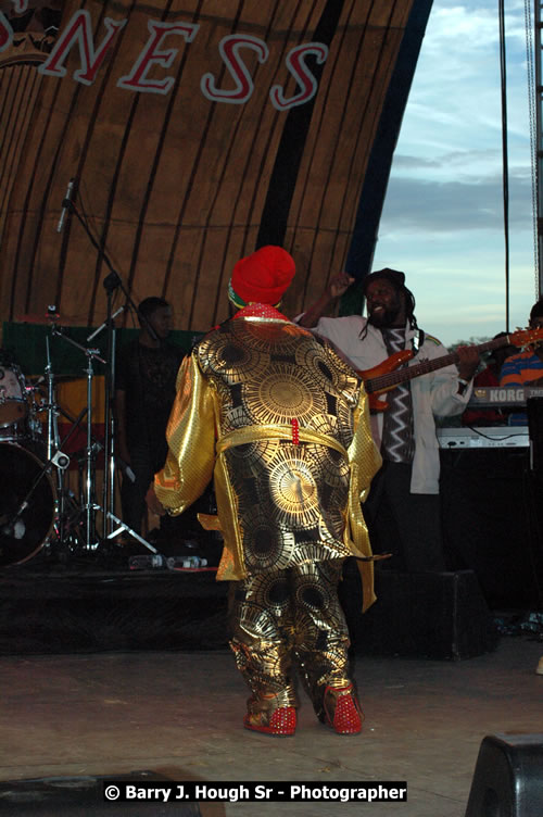 Capleton - Western Consciousness in Paradise "The Celebration Of Good Over Evil" @ Paradise Park, Paradise, Savanna-La-Mar - Saturday, April 25, 2009 - Photographs by Net2Market.com - Barry J. Hough Sr. Photojournalist/Photograper - Photographs taken with a Nikon D300 - Negril Travel Guide, Negril Jamaica WI - http://www.negriltravelguide.com - info@negriltravelguide.com...!
