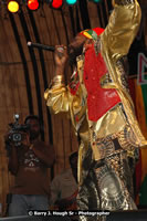 DSC_6884.jpg (107,047 bytes)