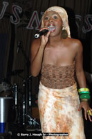 DSC_6683.jpg (77,766 bytes)