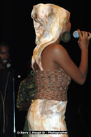 DSC_6685.jpg (72,907 bytes)