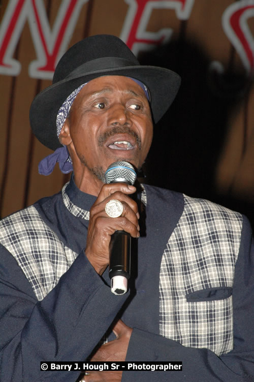 Errol Dunkley - Western Consciousness in Paradise "The Celebration Of Good Over Evil" @ Paradise Park, Paradise, Savanna-La-Mar - Saturday, April 25, 2009 - Photographs by Net2Market.com - Barry J. Hough Sr. Photojournalist/Photograper - Photographs taken with a Nikon D300 - Negril Travel Guide, Negril Jamaica WI - http://www.negriltravelguide.com - info@negriltravelguide.com...!