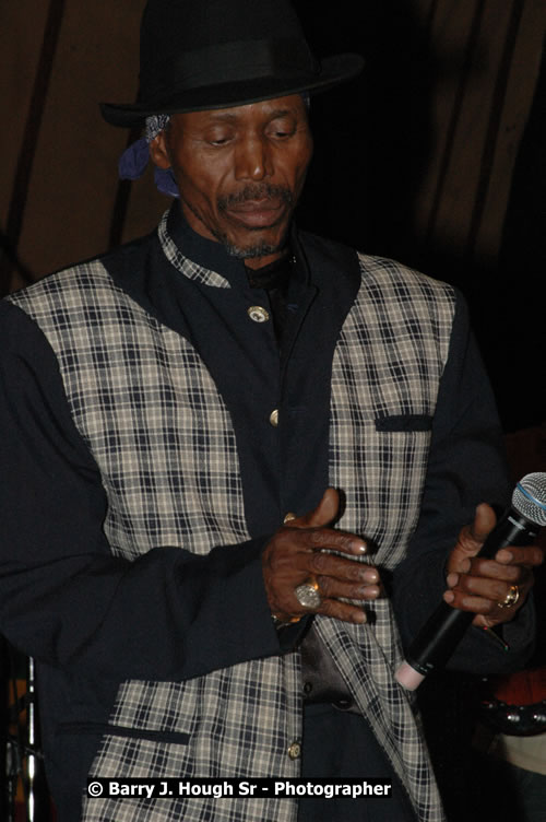 Errol Dunkley - Western Consciousness in Paradise "The Celebration Of Good Over Evil" @ Paradise Park, Paradise, Savanna-La-Mar - Saturday, April 25, 2009 - Photographs by Net2Market.com - Barry J. Hough Sr. Photojournalist/Photograper - Photographs taken with a Nikon D300 - Negril Travel Guide, Negril Jamaica WI - http://www.negriltravelguide.com - info@negriltravelguide.com...!