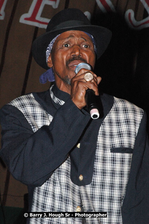Errol Dunkley - Western Consciousness in Paradise "The Celebration Of Good Over Evil" @ Paradise Park, Paradise, Savanna-La-Mar - Saturday, April 25, 2009 - Photographs by Net2Market.com - Barry J. Hough Sr. Photojournalist/Photograper - Photographs taken with a Nikon D300 - Negril Travel Guide, Negril Jamaica WI - http://www.negriltravelguide.com - info@negriltravelguide.com...!