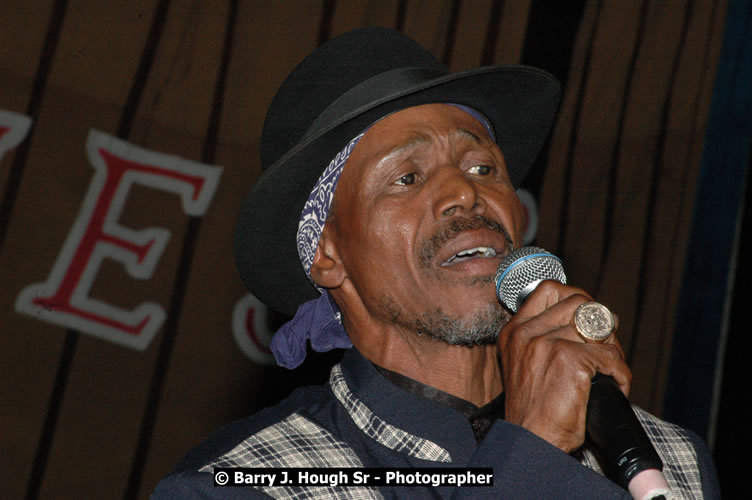Errol Dunkley - Western Consciousness in Paradise "The Celebration Of Good Over Evil" @ Paradise Park, Paradise, Savanna-La-Mar - Saturday, April 25, 2009 - Photographs by Net2Market.com - Barry J. Hough Sr. Photojournalist/Photograper - Photographs taken with a Nikon D300 - Negril Travel Guide, Negril Jamaica WI - http://www.negriltravelguide.com - info@negriltravelguide.com...!