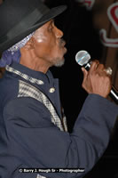 DSC_6471.jpg (66,284 bytes)