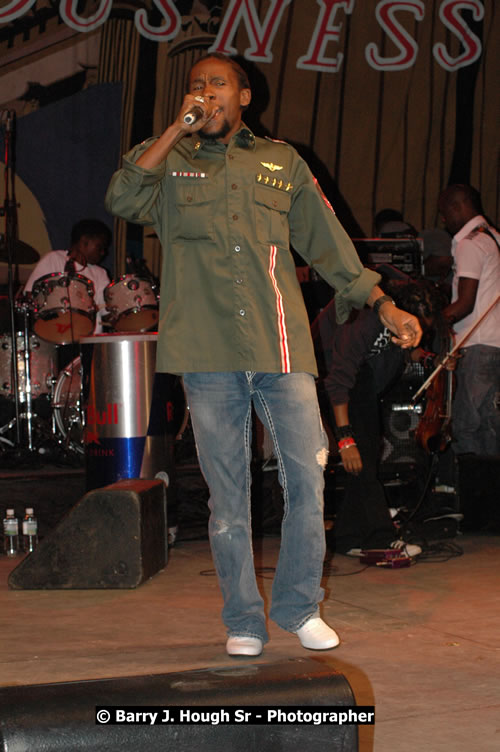 Jah Cure - Western Consciousness in Paradise "The Celebration Of Good Over Evil" @ Paradise Park, Paradise, Savanna-La-Mar - Saturday, April 25, 2009 - Photographs by Net2Market.com - Barry J. Hough Sr. Photojournalist/Photograper - Photographs taken with a Nikon D300 - Negril Travel Guide, Negril Jamaica WI - http://www.negriltravelguide.com - info@negriltravelguide.com...!
