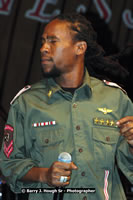 DSC_6727.jpg (74,538 bytes)