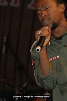 DSC_6748.jpg (39,229 bytes)