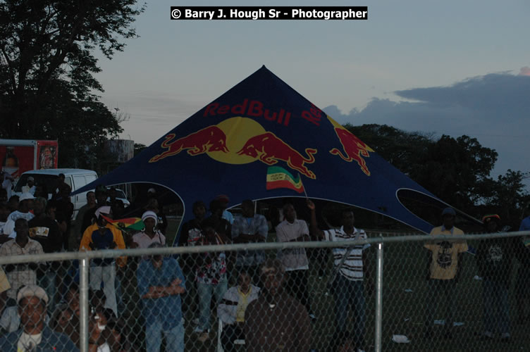Jah Cure - Western Consciousness in Paradise "The Celebration Of Good Over Evil" @ Paradise Park, Paradise, Savanna-La-Mar - Saturday, April 25, 2009 - Photographs by Net2Market.com - Barry J. Hough Sr. Photojournalist/Photograper - Photographs taken with a Nikon D300 - Negril Travel Guide, Negril Jamaica WI - http://www.negriltravelguide.com - info@negriltravelguide.com...!
