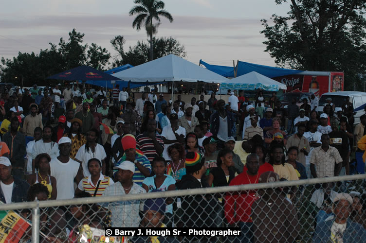 Jah Cure - Western Consciousness in Paradise "The Celebration Of Good Over Evil" @ Paradise Park, Paradise, Savanna-La-Mar - Saturday, April 25, 2009 - Photographs by Net2Market.com - Barry J. Hough Sr. Photojournalist/Photograper - Photographs taken with a Nikon D300 - Negril Travel Guide, Negril Jamaica WI - http://www.negriltravelguide.com - info@negriltravelguide.com...!