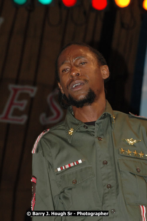 Jah Cure - Western Consciousness in Paradise "The Celebration Of Good Over Evil" @ Paradise Park, Paradise, Savanna-La-Mar - Saturday, April 25, 2009 - Photographs by Net2Market.com - Barry J. Hough Sr. Photojournalist/Photograper - Photographs taken with a Nikon D300 - Negril Travel Guide, Negril Jamaica WI - http://www.negriltravelguide.com - info@negriltravelguide.com...!