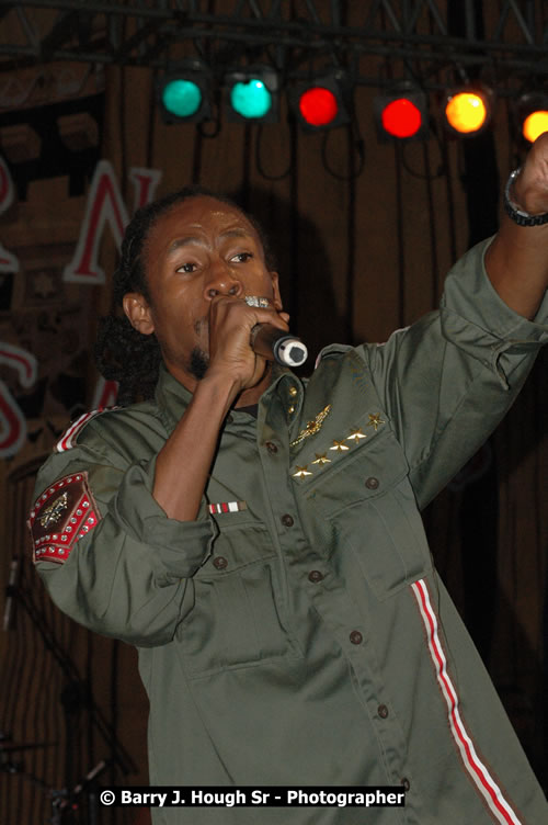 Jah Cure - Western Consciousness in Paradise "The Celebration Of Good Over Evil" @ Paradise Park, Paradise, Savanna-La-Mar - Saturday, April 25, 2009 - Photographs by Net2Market.com - Barry J. Hough Sr. Photojournalist/Photograper - Photographs taken with a Nikon D300 - Negril Travel Guide, Negril Jamaica WI - http://www.negriltravelguide.com - info@negriltravelguide.com...!