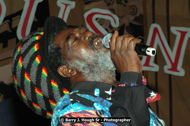 Johnny Clarke - Western Consciousness in Paradise "The Celebration Of Good Over Evil" @ Paradise Park, Paradise, Savanna-La-Mar - Saturday, April 25, 2009 - Photographs by Net2Market.com - Barry J. Hough Sr. Photojournalist/Photograper - Photographs taken with a Nikon D300 - Negril Travel Guide, Negril Jamaica WI - http://www.negriltravelguide.com - info@negriltravelguide.com...!