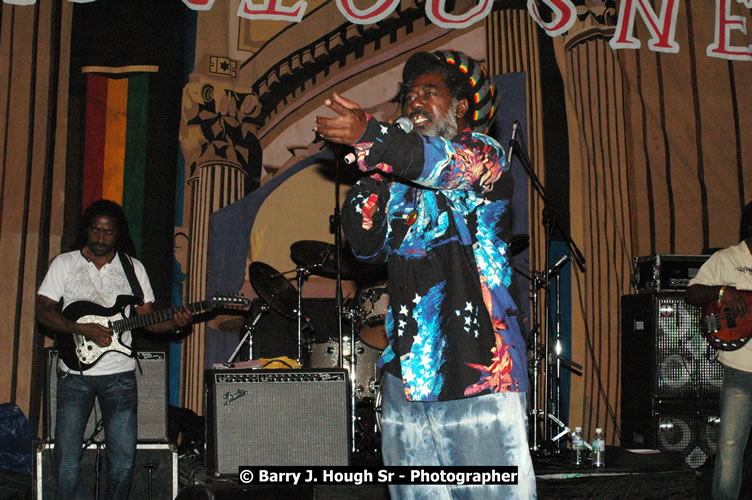 Johnny Clarke - Western Consciousness in Paradise "The Celebration Of Good Over Evil" @ Paradise Park, Paradise, Savanna-La-Mar - Saturday, April 25, 2009 - Photographs by Net2Market.com - Barry J. Hough Sr. Photojournalist/Photograper - Photographs taken with a Nikon D300 - Negril Travel Guide, Negril Jamaica WI - http://www.negriltravelguide.com - info@negriltravelguide.com...!