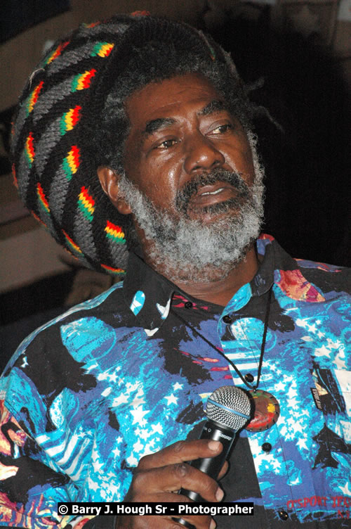 Johnny Clarke - Western Consciousness in Paradise "The Celebration Of Good Over Evil" @ Paradise Park, Paradise, Savanna-La-Mar - Saturday, April 25, 2009 - Photographs by Net2Market.com - Barry J. Hough Sr. Photojournalist/Photograper - Photographs taken with a Nikon D300 - Negril Travel Guide, Negril Jamaica WI - http://www.negriltravelguide.com - info@negriltravelguide.com...!