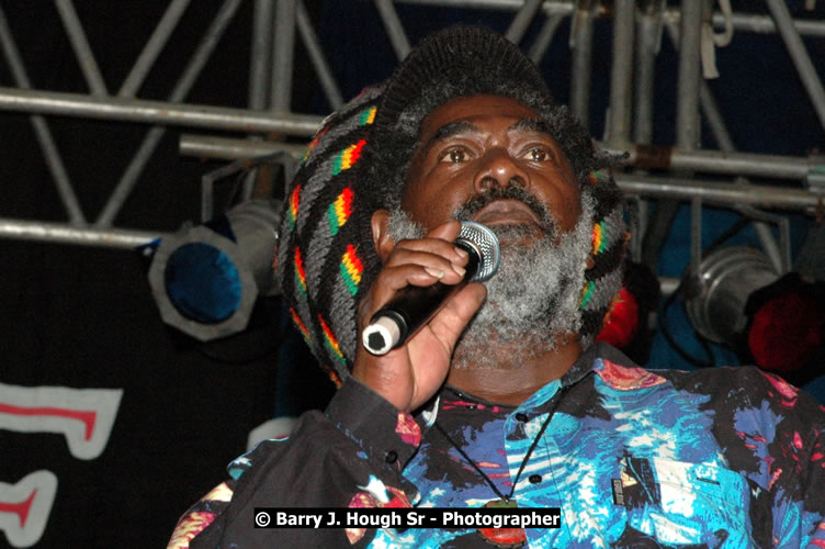 Johnny Clarke - Western Consciousness in Paradise "The Celebration Of Good Over Evil" @ Paradise Park, Paradise, Savanna-La-Mar - Saturday, April 25, 2009 - Photographs by Net2Market.com - Barry J. Hough Sr. Photojournalist/Photograper - Photographs taken with a Nikon D300 - Negril Travel Guide, Negril Jamaica WI - http://www.negriltravelguide.com - info@negriltravelguide.com...!