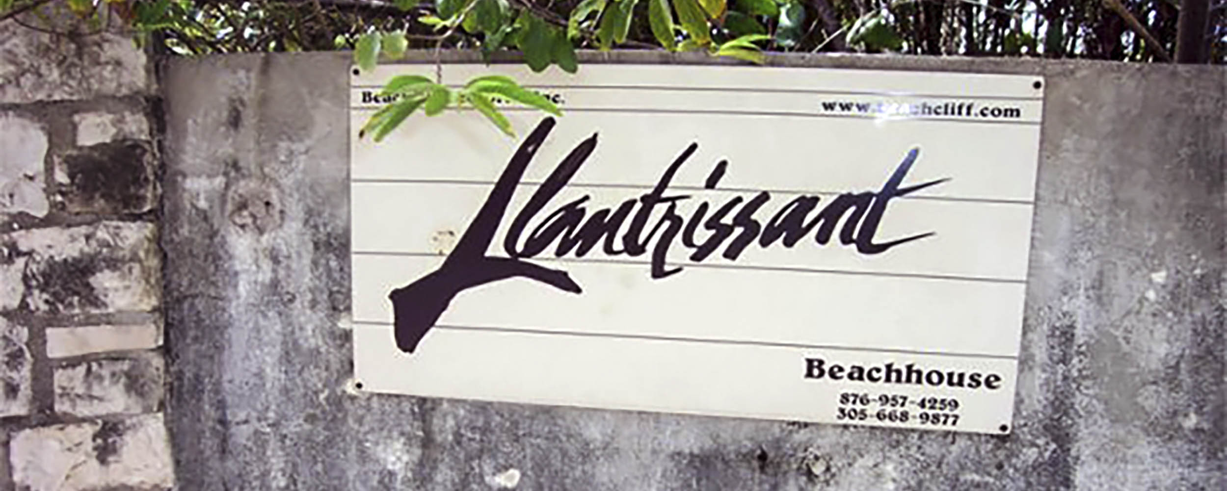 Llantrissant Beach House - Negril Jamaica